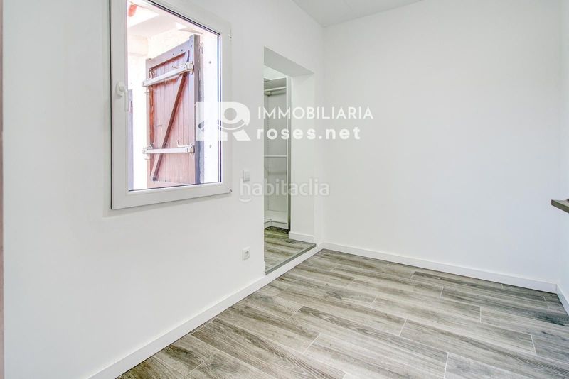 Foto 7f347ab8-7e39-4a8b-b8d3-e81ce92843fd. Casa amb calefacció a Carlit - Montseny Empuriabrava