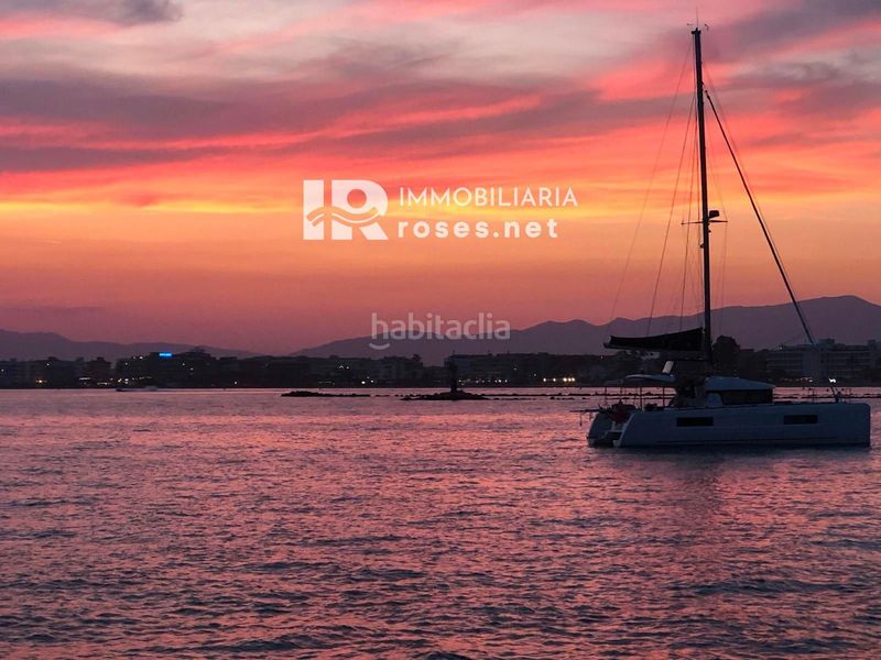 Foto a65cbeba-1d3f-47b0-8a52-cb10ba88c8dc. Pis amb calefacció a Puig Rom-Canyelles-Almadrava Roses