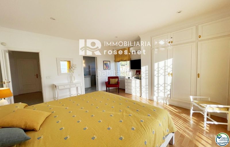 Foto 380bade1-9c6a-4d34-81f5-acd34580cf3f. Casa amb calefacció aparcament piscina a Nord Roses