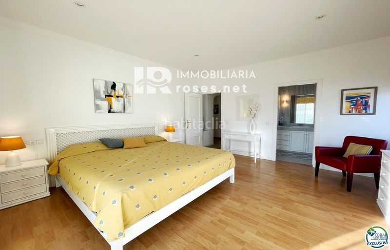 Foto aeeb5de3-7da2-4b27-85bc-ea633544b0f3. Casa amb calefacció aparcament piscina a Nord Roses