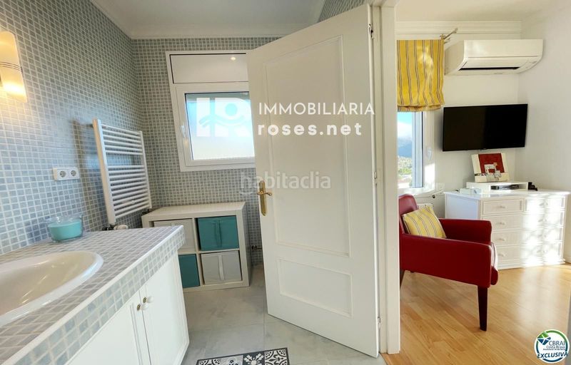 Foto ff55f92d-d855-4540-84c5-7339d8f5a474. Casa amb calefacció aparcament piscina a Nord Roses