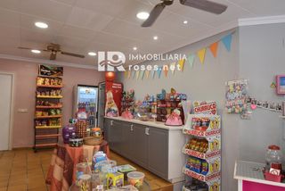 Traspàs Local Comercial  Sant sebastià. Oportunidad de traspaso en pleno centro de roses!