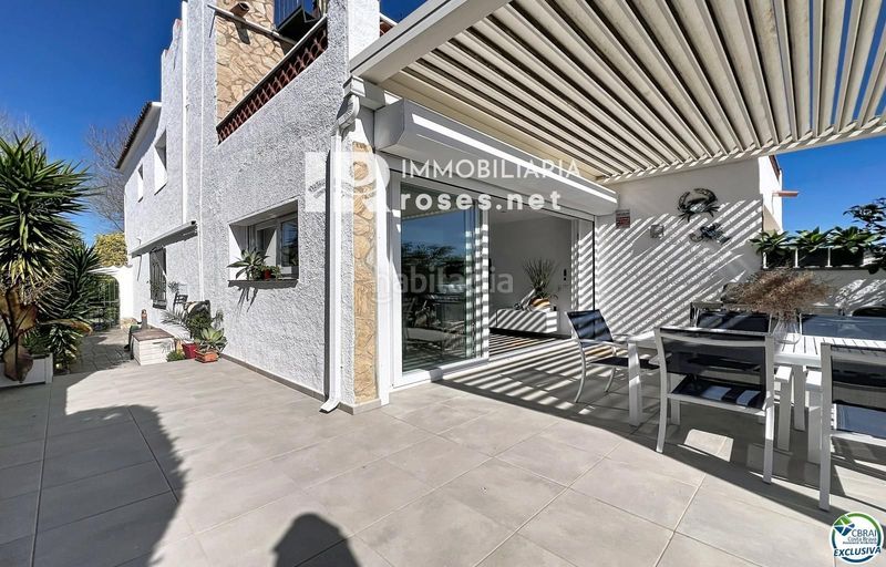 Foto 60e3f4e0-506b-4607-b090-7c1f559bdf6a. Casa adossada amb aparcament piscina a Tordera - Fluvià - Llobregat Empuriabrava