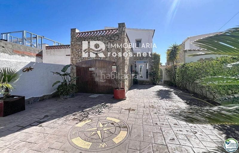 Foto 904bb13b-8e57-4f07-848c-6b5226e55c30. Casa adossada amb aparcament piscina a Tordera - Fluvià - Llobregat Empuriabrava