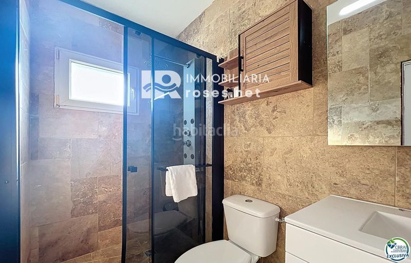 Foto 03b7fc77-015b-4b0e-bc6b-41dcc4dd50ff. Xalet amb aparcament piscina a Alberes Empuriabrava