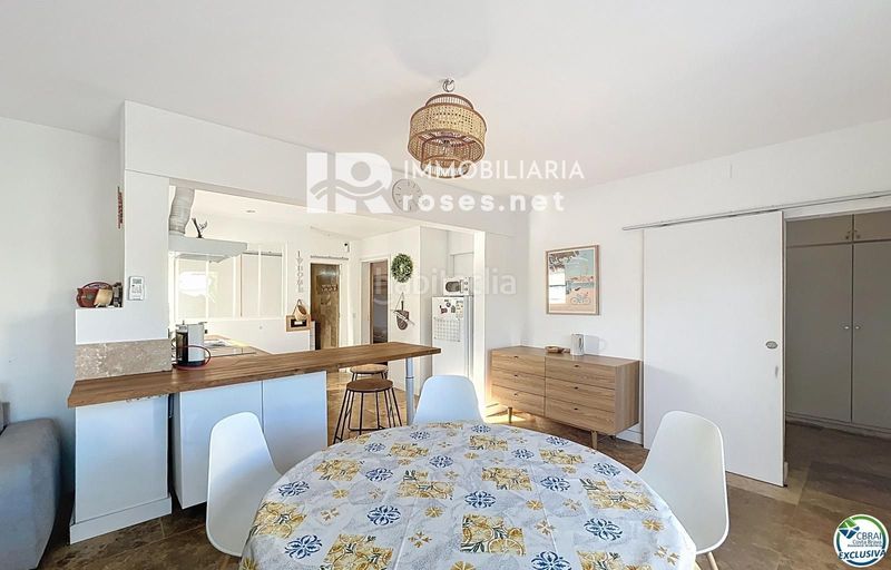 Foto 4a811057-d799-45de-abc9-c4a4da808332. Xalet amb aparcament piscina a Alberes Empuriabrava