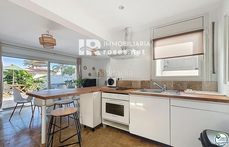 Foto 6c1eb73e-35bb-46fd-8a68-8e5ff104fdd4. Xalet amb aparcament piscina a Alberes Empuriabrava