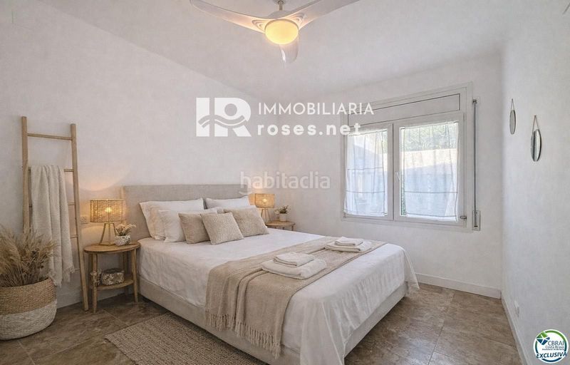 Foto 92536b23-d991-4e9b-8db1-aef8479bc4e4. Xalet amb aparcament piscina a Alberes Empuriabrava