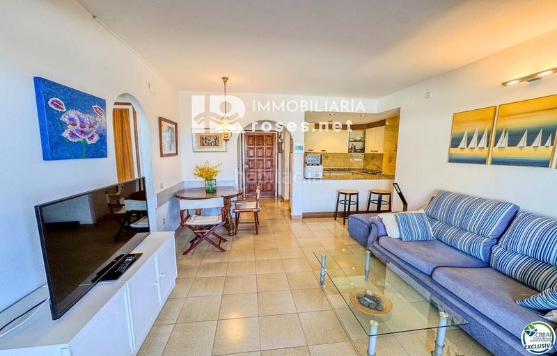 Foto 1328a5df-5af1-494d-a903-6ad77b26fb7b. Pis amb calefacció aparcament a Santa Margarida Roses