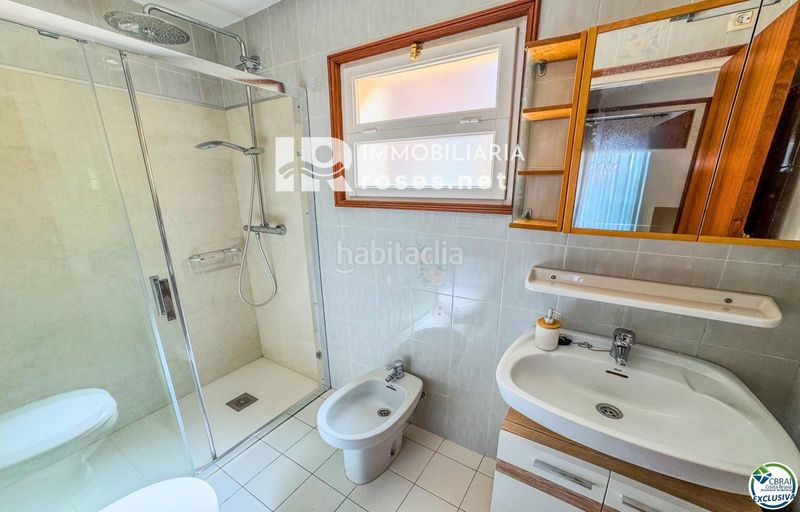 Foto c9f19d7b-f0db-48f0-baa5-a3c67bed00d8. Pis amb calefacció aparcament a Santa Margarida Roses