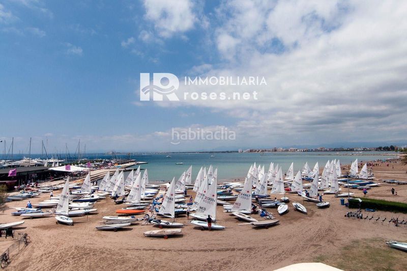 Foto 9b8c8f28-51fa-471b-a1d7-cc6094318a18. Pis amb piscina a Puig Rom-Canyelles-Almadrava Roses