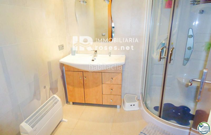 Foto 76fc92bc-66b8-4646-a780-a1b5299f7452. Piso  en venta en Creu de la Mà Figueres