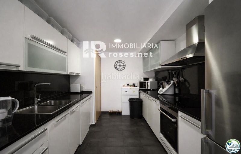 Foto 1cd92f2c-8b71-4924-8814-cd17410280e9. Pis amb calefacció a Centre Roses