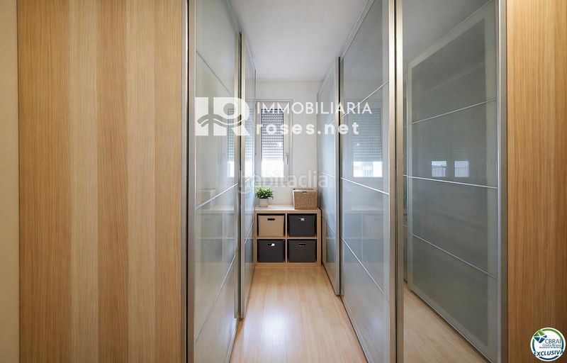 Foto 4a437ebe-45ae-49c2-a554-e4e61551cc18. Pis amb calefacció a Centre Roses