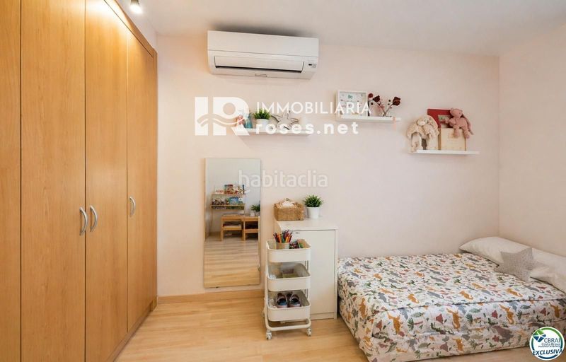 Foto d20603a1-e7e2-4724-ae15-886e234a1d60. Pis amb calefacció a Centre Roses