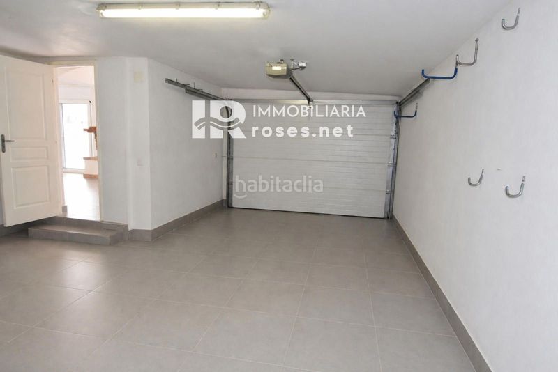 Foto ffcfc704-a50c-4880-b623-e0f3a009d3d2. Xalet amb aparcament a Montgrí Empuriabrava