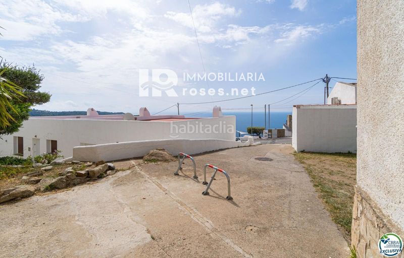 Foto 44c58093-3ef4-4754-a847-7c63927841f8. Casa amb calefacció aparcament a Puig Rom-Canyelles-Almadrava Roses