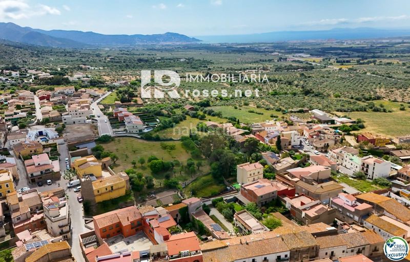 Foto 220eb527-c967-4b84-bb7d-e9898dbe2bbe. Casa amb aparcament a Palau-saverdera