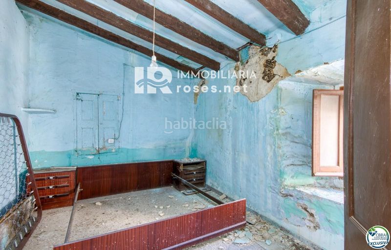 Foto 6588a88b-55ef-4410-88b9-bdfbeb81a1e2. Casa amb aparcament a Palau-saverdera