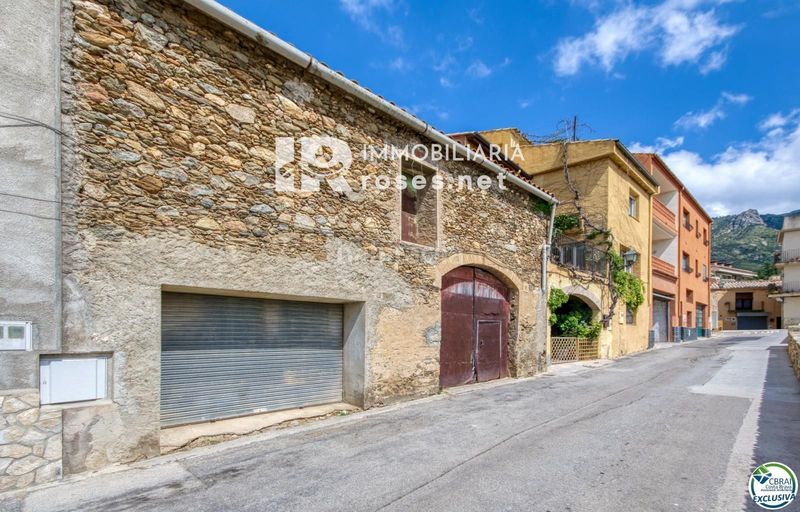 Foto ce591ee0-dd7b-4c0a-8c47-f148a82bc997. Casa amb aparcament a Palau-saverdera