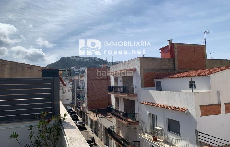 Foto d6d0daf3-58d7-41b6-8c31-fa33863d339a. Pis amb calefacció a Centre Roses