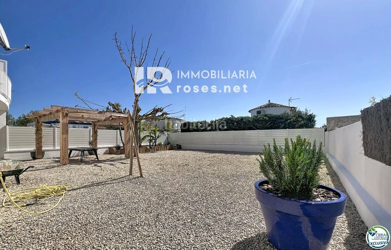 Foto 8a1e6080-a47d-43c9-a537-b4f7f69b3372. Casa a Peni Empuriabrava