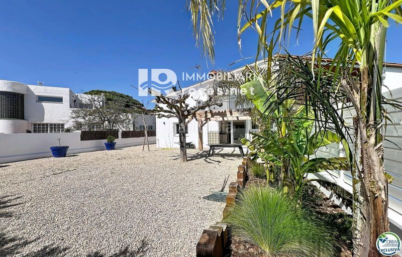 Foto a28009f4-a4a2-41c1-82ba-c4dac0e5abd1. Casa a Peni Empuriabrava