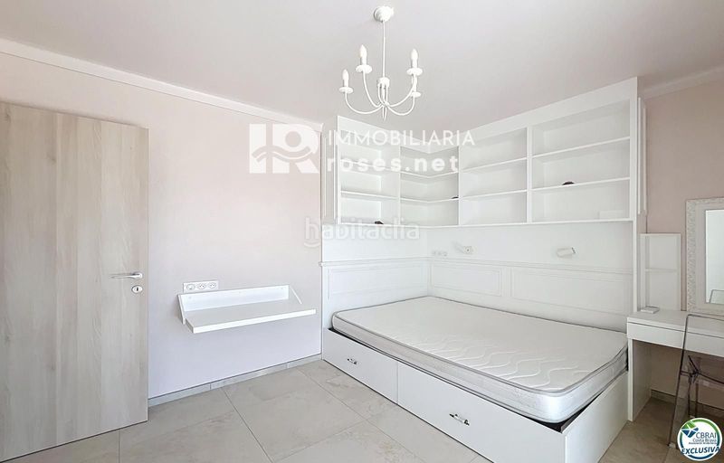 Foto bd64cd74-1466-4b85-aa6c-7bc2e9786ec0. Casa a Peni Empuriabrava