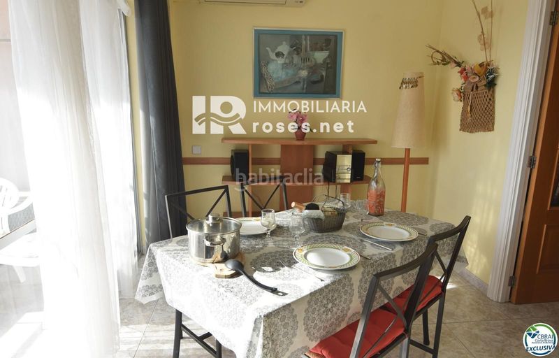 Foto 90d83095-d04c-4390-a7d5-a58363e2d1f1. Pis amb calefacció piscina a Santa Margarida Roses