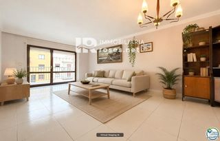 Pis  Esperanza. Piso en venta en figueres