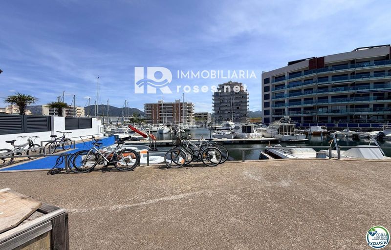 Foto ca0b2b81-c042-4685-ac2e-8cbe5bb63caa. Posto auto in Santa Margarida Roses