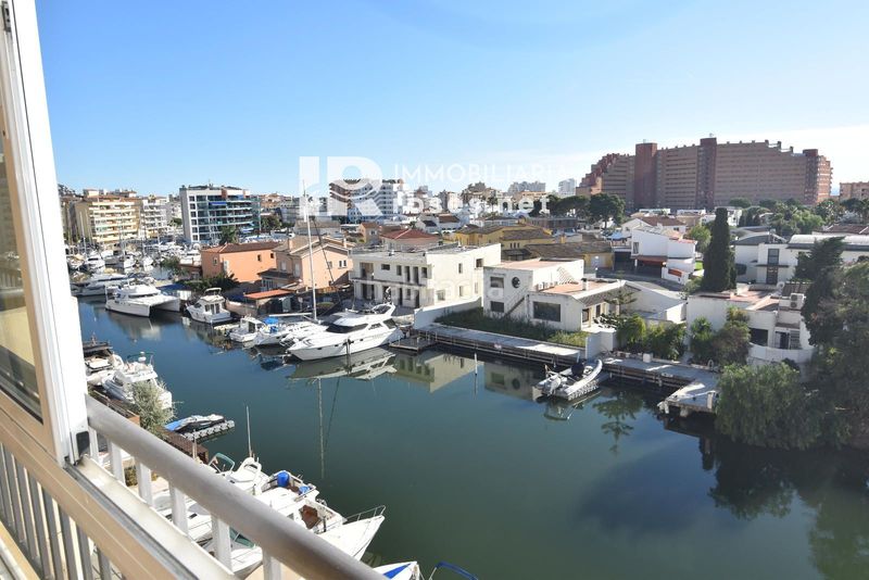Foto b45bac9b-0835-48ab-8b7d-d0badf81d1d5. Pis a Santa Margarida Roses