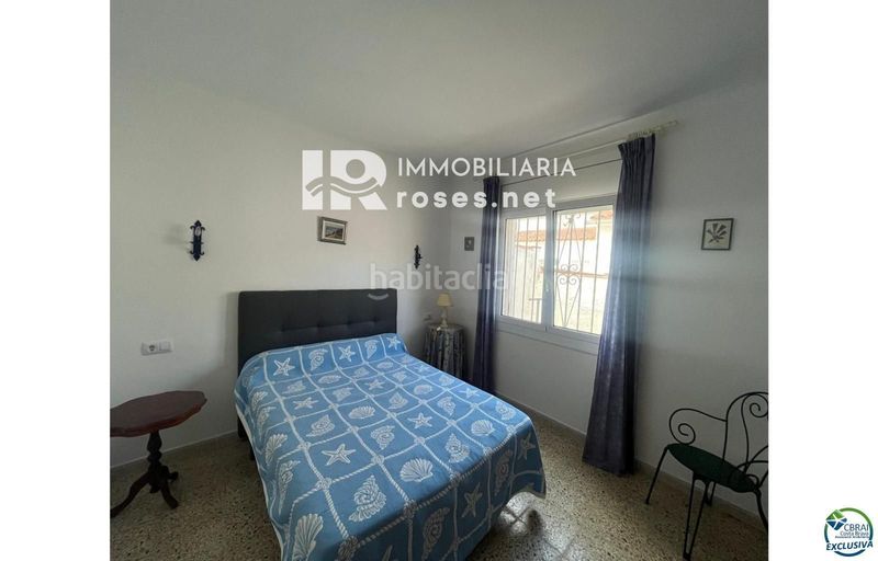 Foto 669ceffa-3155-4abd-9d9b-13f3fbe3d4ec. Casa amb aparcament a Peni Empuriabrava