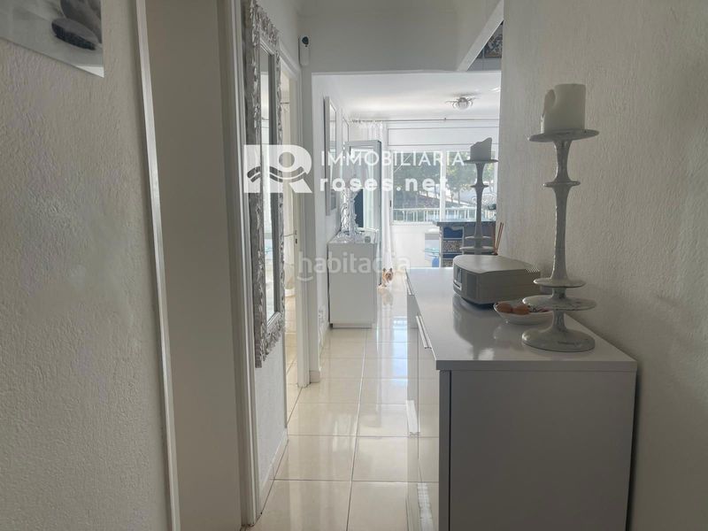 Foto fcded2a9-c80d-493c-a9e8-185d2d5d0a3b. Pis amb aparcament a Centre Roses