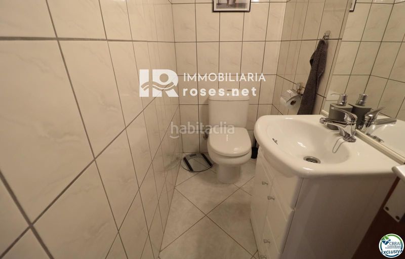 Foto cac2274c-011f-4c6e-8c60-847c6ac2d277. Casa amb calefacció aparcament piscina a Nord Roses