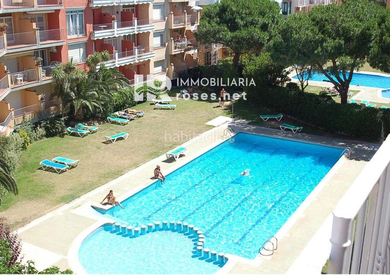Foto b82b9cfd-ce81-4580-8067-ed3e49f60e20. Pis amb calefacció piscina a Muga - Gran Reserva - Badia Empuriabrava