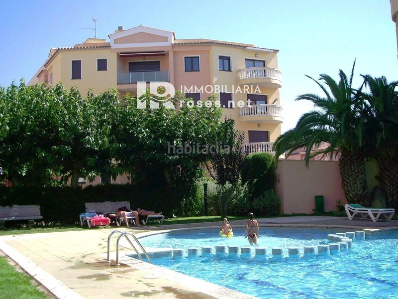 Foto c3435406-bd11-4faa-b6cd-4fe612fbb9d0. Pis amb calefacció piscina a Muga - Gran Reserva - Badia Empuriabrava