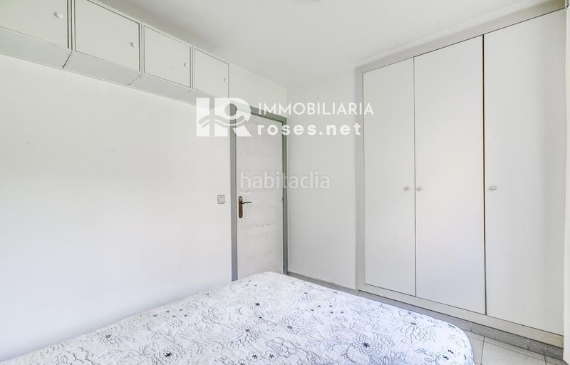 Foto a530da4b-1ab5-4926-a107-9b2dc23fcf1b. Pis a Centre Roses