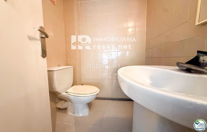Foto 449b3231-49f3-4806-b718-c63a62b4d661. Local comercial a Carretera de Roses-Fossos Figueres