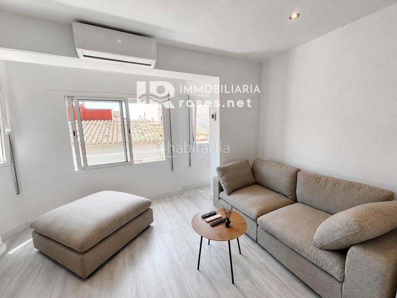 Foto a7afd013-d935-4e33-918e-ae9e99f793f2. Pis amb calefacció a Centre Roses