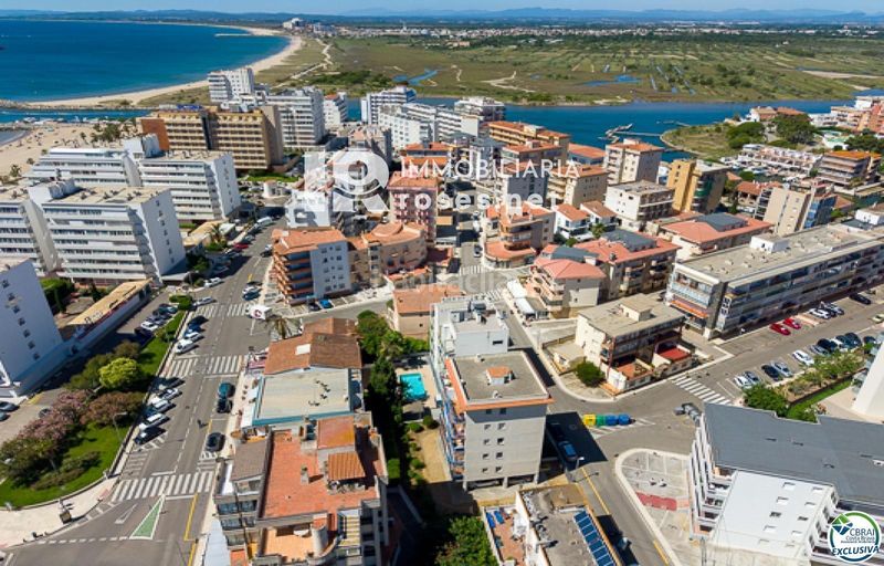 Foto 634a1a92-2eb5-486a-a838-f9ae8514fdf8. Pis a Santa Margarida Roses