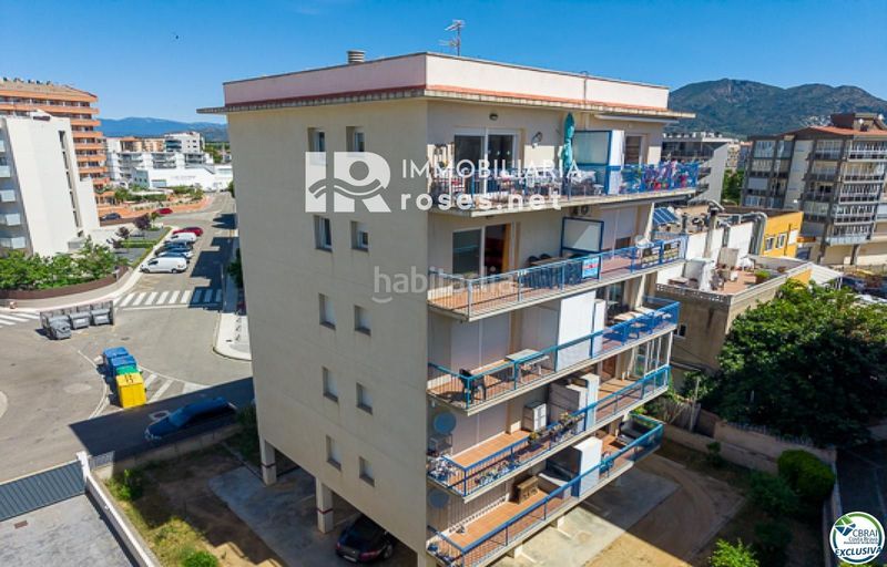 Foto bda56109-a959-45f4-9228-1997180aa577. Pis a Santa Margarida Roses