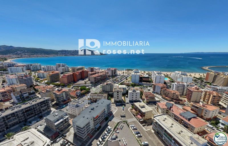 Foto c72f67aa-aa37-4adc-99a2-b7e37ca5ed97. Pis a Santa Margarida Roses