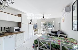 Flat  Poblat tipic. Apartamento renovado con terrazas en pleno centro de empuriabrav