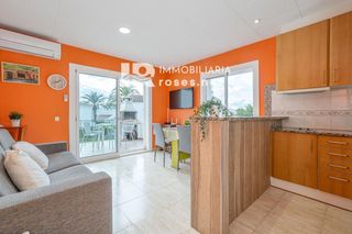 Flat  Bahia. Apartamento con terraza y parking exterior a 150 m de la playa y