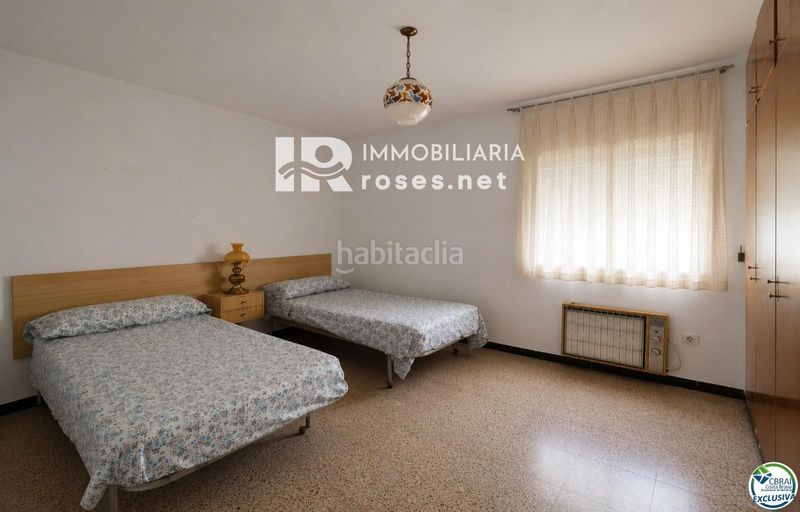 Foto b9f84d92-b980-4a61-90af-e3969b0b6be2. Flat in Centre Roses