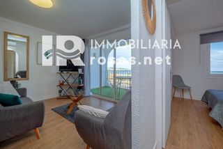 Pis  Edifice sylvia, planta , puerta c. Magnífico apartamento renovado en el paseo marítimo