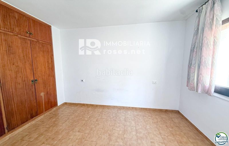 Foto 0d7c74d8-3464-4855-887a-61939f391115. Pis a Centre Roses