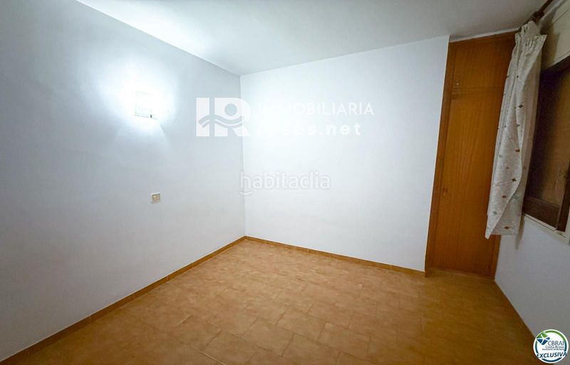 Foto b11fc134-735e-4015-a271-c0fb1910a863. Pis a Centre Roses