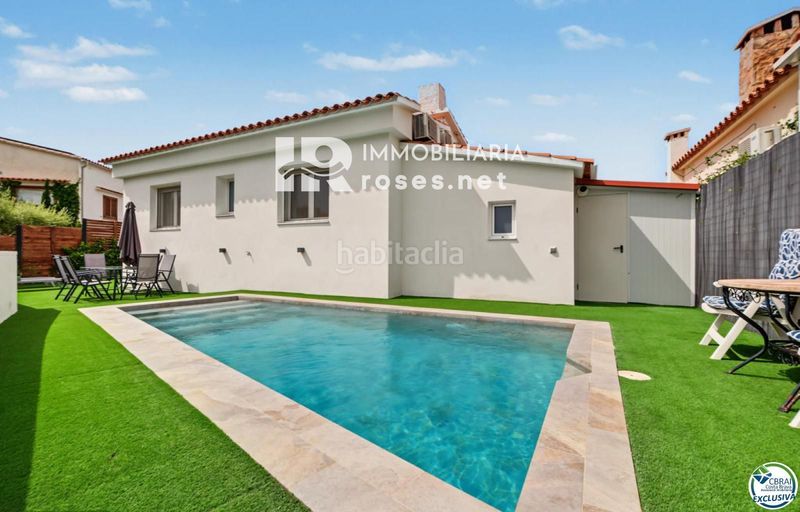 Foto 331f253e-a0ac-4bb3-aad1-5d41ebb20a33. Casa amb calefacció aparcament piscina a Nord Roses